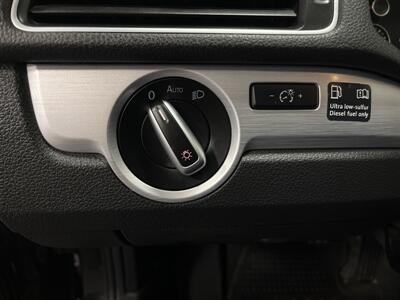 2012 Volkswagen Passat TDI SE   - Photo 21 - West Bountiful, UT 84087