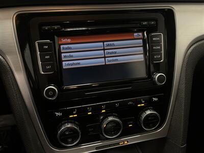 2012 Volkswagen Passat TDI SE   - Photo 17 - West Bountiful, UT 84087