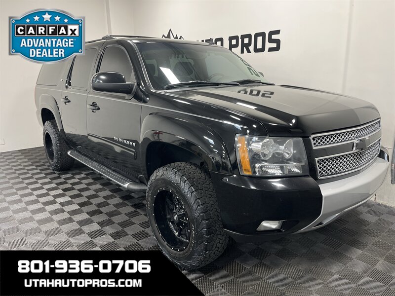 2013 Chevrolet Suburban LT   - Photo 1 - West Bountiful, UT 84087