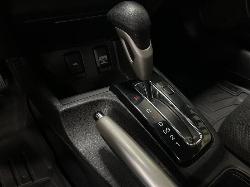 2013 Honda Civic LX - Photo 11 - West Bountiful, UT 84087