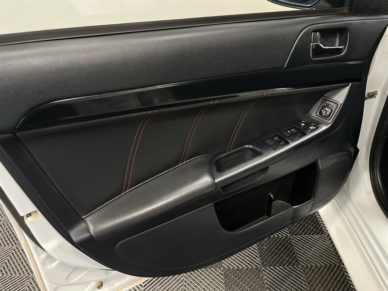 2017 Mitsubishi Lancer LE - Photo 14 - West Bountiful, UT 84087