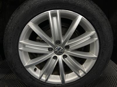 2015 Volkswagen Tiguan SEL 4Motion - Photo 11 - West Bountiful, UT 84087