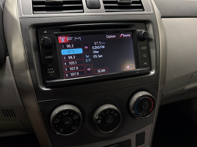 2013 Toyota Corolla LE - Photo 14 - West Bountiful, UT 84087