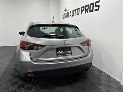 2015 Mazda Mazda3 i Sport - Photo 8 - West Bountiful, UT 84087