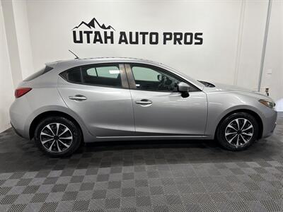 2015 Mazda Mazda3 i Sport - Photo 2 - West Bountiful, UT 84087