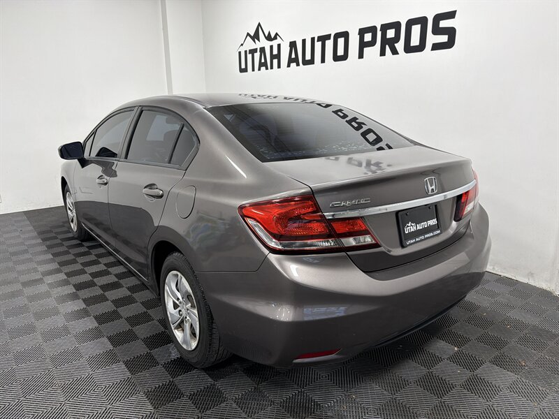 2015 Honda Civic LX - Photo 7 - West Bountiful, UT 84087