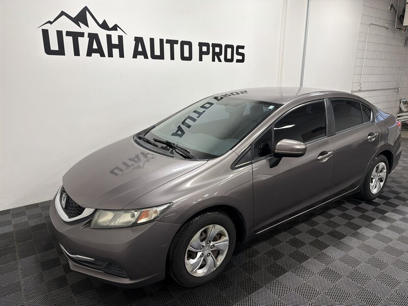 2015 Honda Civic LX - Photo 5 - West Bountiful, UT 84087