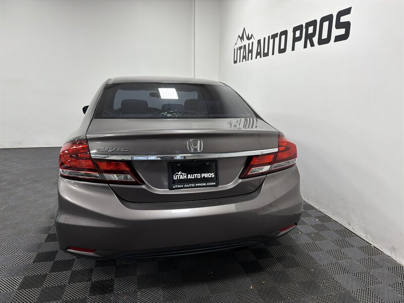 2015 Honda Civic LX - Photo 8 - West Bountiful, UT 84087