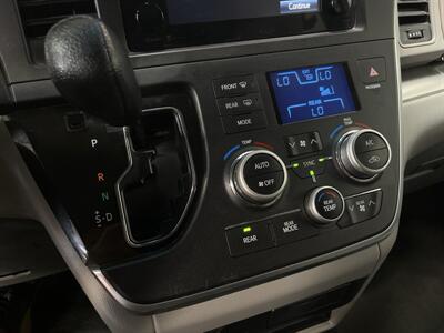 2015 Toyota Sienna LE 7-Passenger Auto   - Photo 16 - West Bountiful, UT 84087