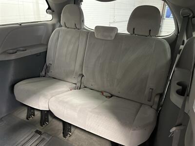 2015 Toyota Sienna LE 7-Passenger Auto   - Photo 11 - West Bountiful, UT 84087