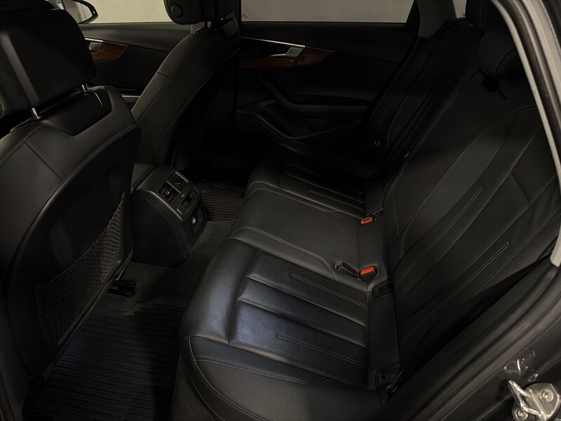 2021 Audi A4 quattro Premium 40 T - Photo 11 - West Bountiful, UT 84087