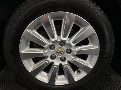 2012 Toyota Sienna LE 7-Passenger - Photo 11 - West Bountiful, UT 84087