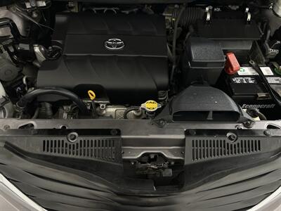 2012 Toyota Sienna LE 7-Passenger - Photo 27 - West Bountiful, UT 84087