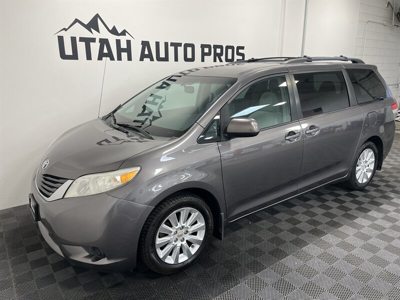 2012 Toyota Sienna LE 7-Passenger - Photo 5 - West Bountiful, UT 84087