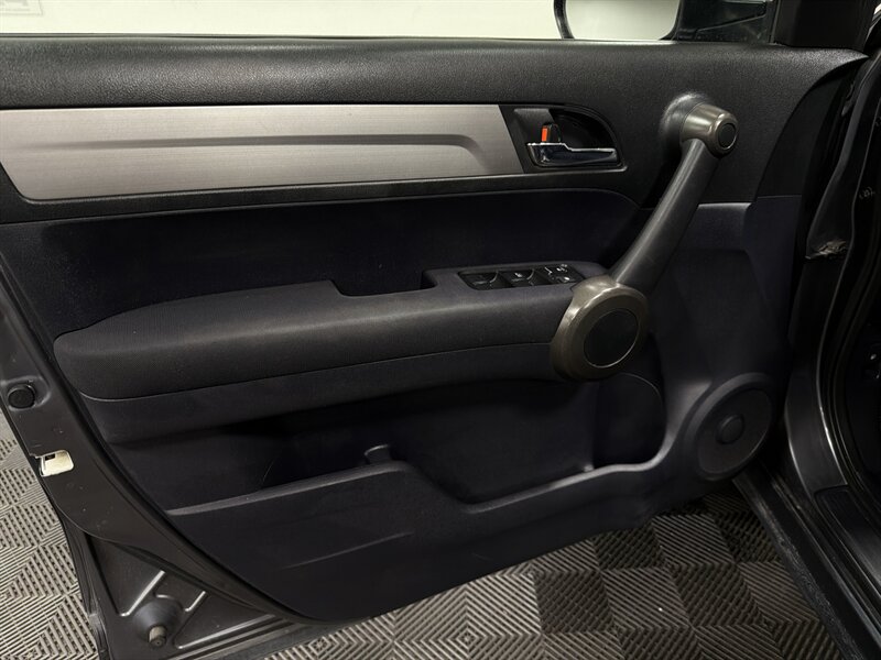 2010 Honda CR-V LX - Photo 12 - West Bountiful, UT 84087