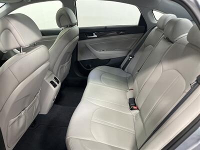 2015 Hyundai SONATA Limited   - Photo 15 - West Bountiful, UT 84087