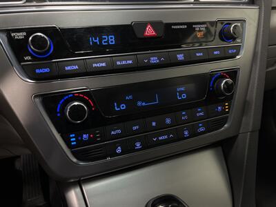 2015 Hyundai SONATA Limited   - Photo 24 - West Bountiful, UT 84087