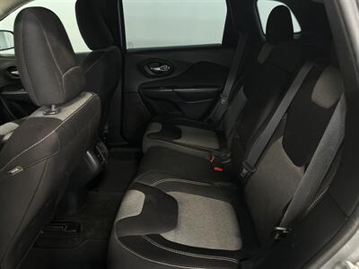 2015 Jeep Cherokee Sport   - Photo 14 - West Bountiful, UT 84087