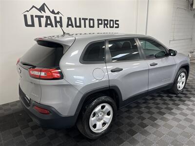 2015 Jeep Cherokee Sport   - Photo 3 - West Bountiful, UT 84087