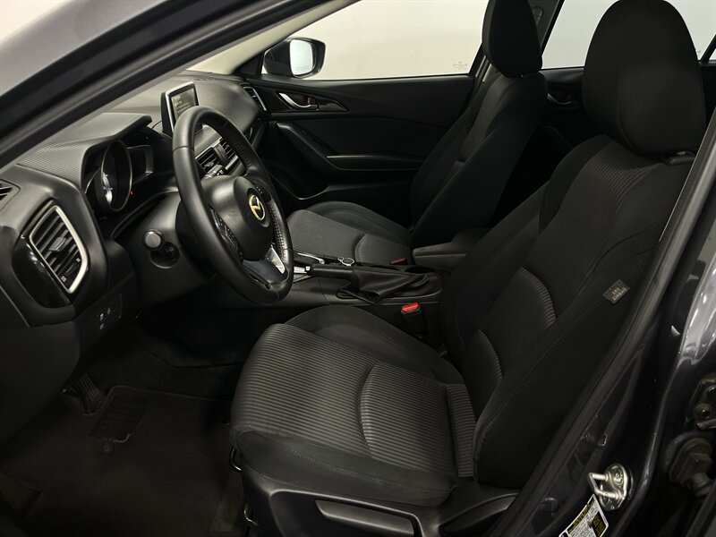 2016 Mazda Mazda3 i Touring - Photo 14 - West Bountiful, UT 84087