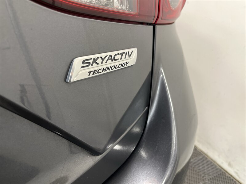 2016 Mazda Mazda3 i Touring - Photo 9 - West Bountiful, UT 84087