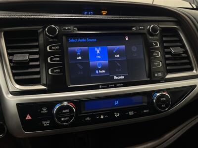 2016 Toyota Highlander XLE   - Photo 23 - West Bountiful, UT 84087
