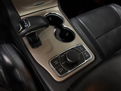 2015 Jeep Grand Cherokee Overland   - Photo 17 - West Bountiful, UT 84087
