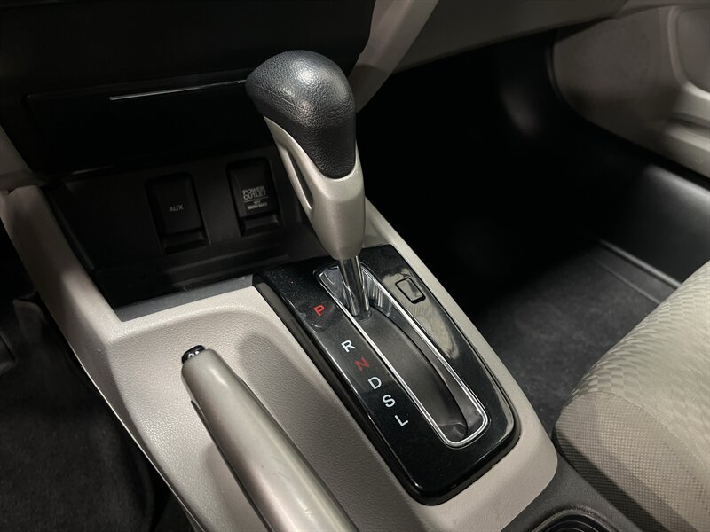 2015 Honda Civic LX - Photo 15 - West Bountiful, UT 84087