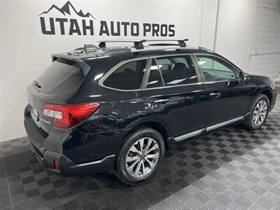 2018 Subaru Outback 2.5i Touring   - Photo 3 - West Bountiful, UT 84087