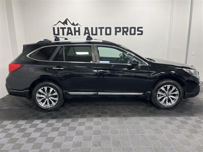 2018 Subaru Outback 2.5i Touring   - Photo 2 - West Bountiful, UT 84087
