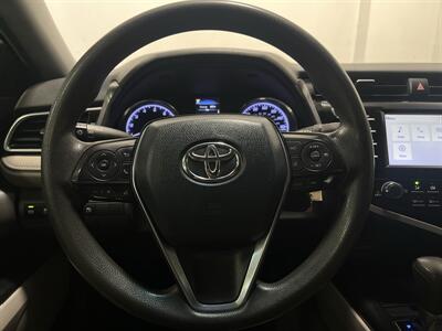 2018 Toyota Camry LE   - Photo 18 - West Bountiful, UT 84087