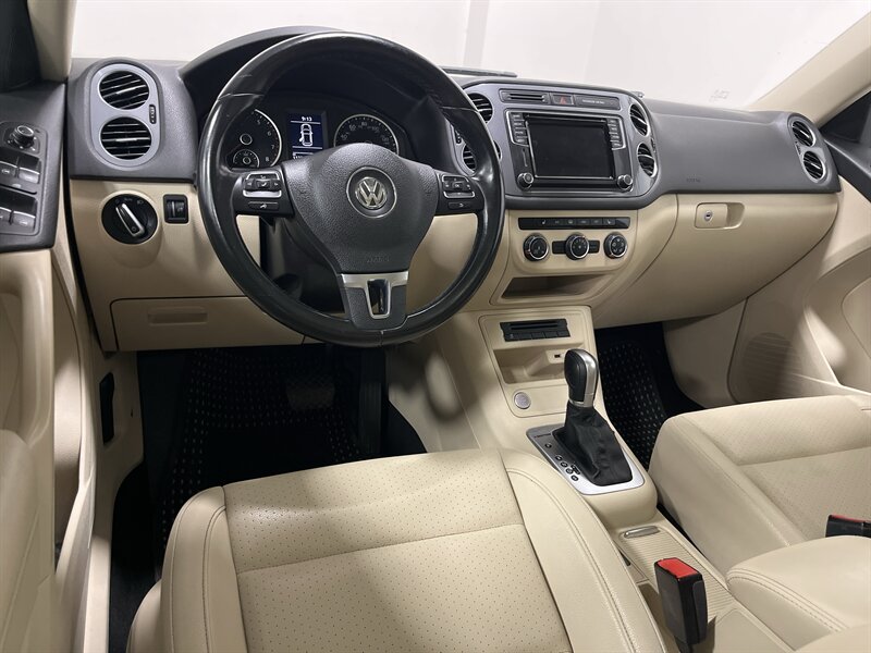 2017 Volkswagen Tiguan 2.0T Wolfsburg Editi - Photo 14 - West Bountiful, UT 84087
