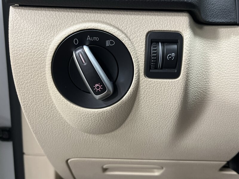 2017 Volkswagen Tiguan 2.0T Wolfsburg Editi - Photo 28 - West Bountiful, UT 84087