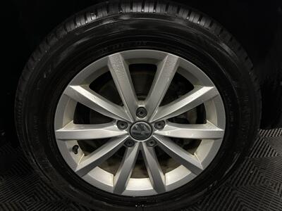 2017 Volkswagen Tiguan 2.0T Wolfsburg Editi - Photo 11 - West Bountiful, UT 84087