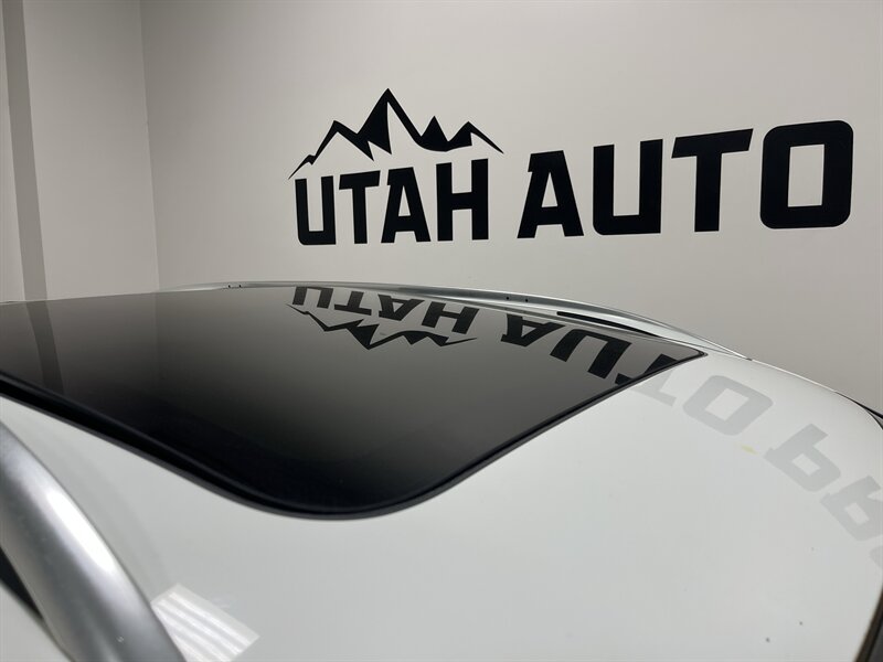 2017 Volkswagen Tiguan 2.0T Wolfsburg Editi - Photo 4 - West Bountiful, UT 84087