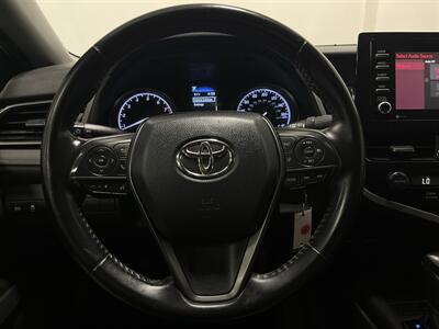 2021 Toyota Camry SE   - Photo 17 - West Bountiful, UT 84087