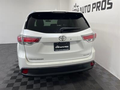 2016 Toyota Highlander LE   - Photo 9 - West Bountiful, UT 84087