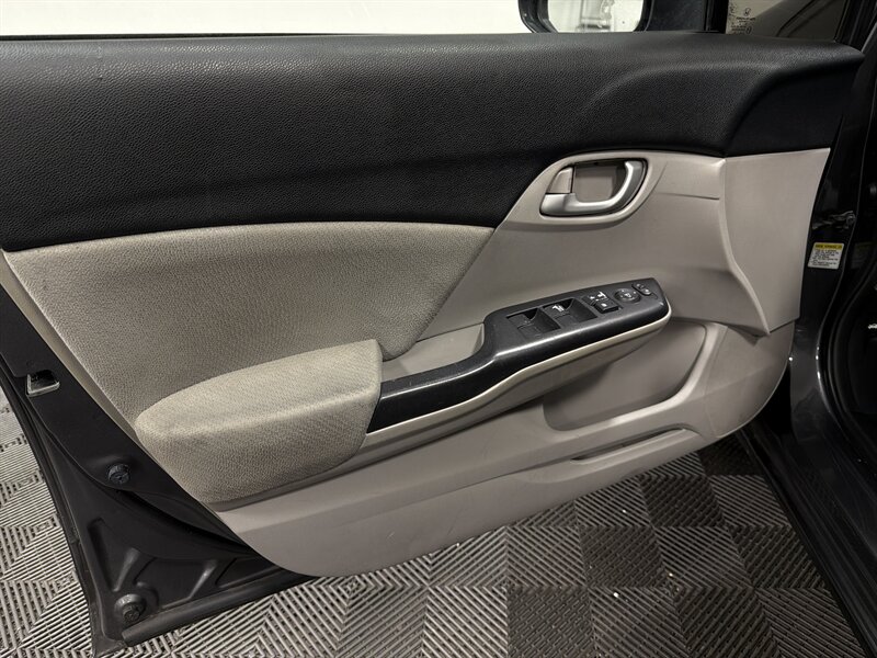 2013 Honda Civic LX - Photo 11 - West Bountiful, UT 84087