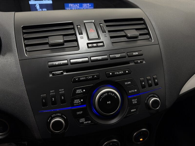 2013 Mazda Mazda3 i Touring - Photo 19 - West Bountiful, UT 84087