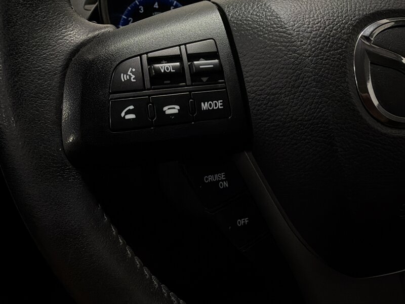 2013 Mazda Mazda3 i Touring - Photo 23 - West Bountiful, UT 84087