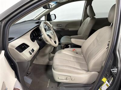 2011 Toyota Sienna XLE 7-Passenger   - Photo 18 - West Bountiful, UT 84087