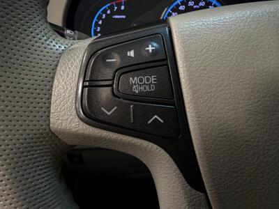 2011 Toyota Sienna XLE 7-Passenger   - Photo 29 - West Bountiful, UT 84087