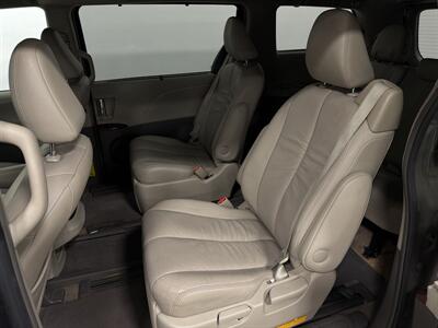 2011 Toyota Sienna XLE 7-Passenger   - Photo 15 - West Bountiful, UT 84087