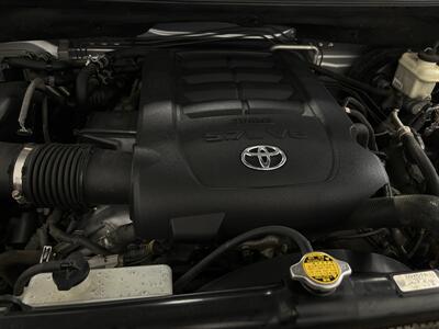2011 Toyota Sequoia SR5   - Photo 27 - West Bountiful, UT 84087