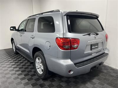 2011 Toyota Sequoia SR5   - Photo 10 - West Bountiful, UT 84087