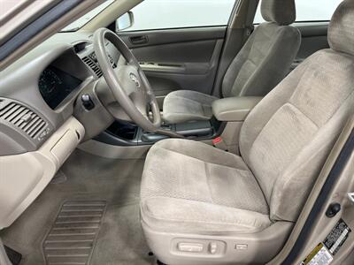 2004 Toyota Camry LE   - Photo 14 - West Bountiful, UT 84087