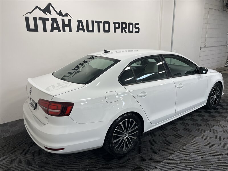 2016 Volkswagen Jetta 1.8T Sport - Photo 3 - West Bountiful, UT 84087