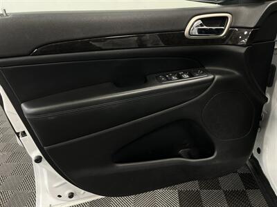 2013 Jeep Grand Cherokee Laredo X - Photo 11 - West Bountiful, UT 84087