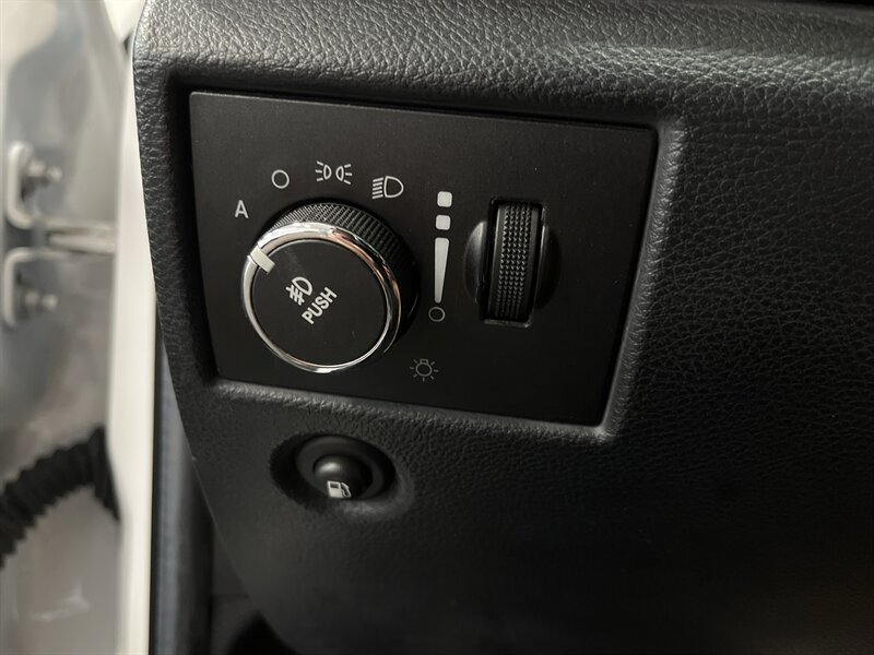 2013 Jeep Grand Cherokee Laredo X - Photo 13 - West Bountiful, UT 84087