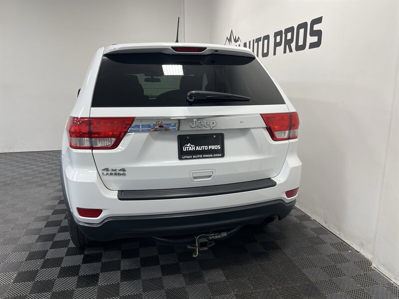 2013 Jeep Grand Cherokee Laredo X - Photo 8 - West Bountiful, UT 84087